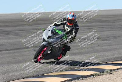 media/Oct-13-2025-Moto Forza (Mon) [[a66d839500]]/4-C Group/Session 2 (Bowl)/